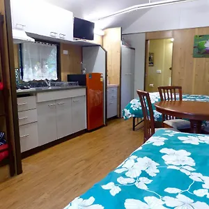 2* Holiday park Eacham Tourist Park &